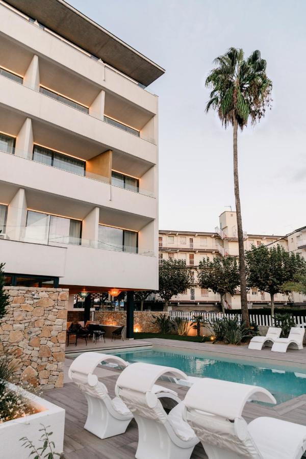 Instants Boutique Hotel (Adults Only) Cambrils Exterior photo